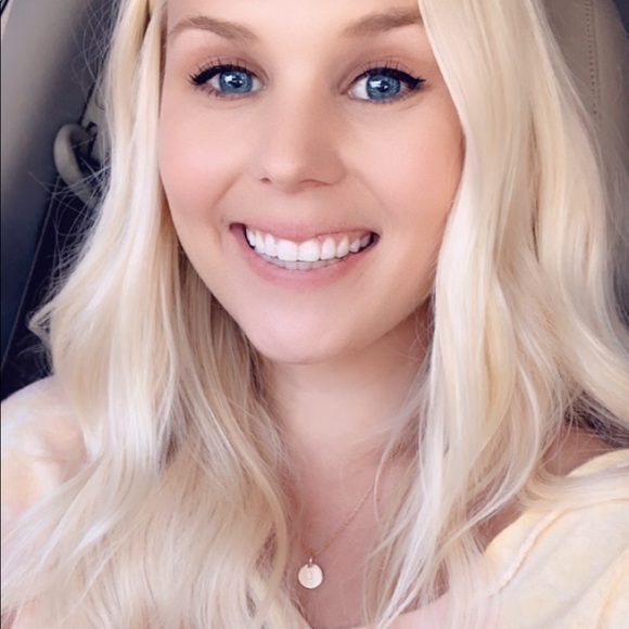 Meet your Posher, Emma - Picture 2 of 2